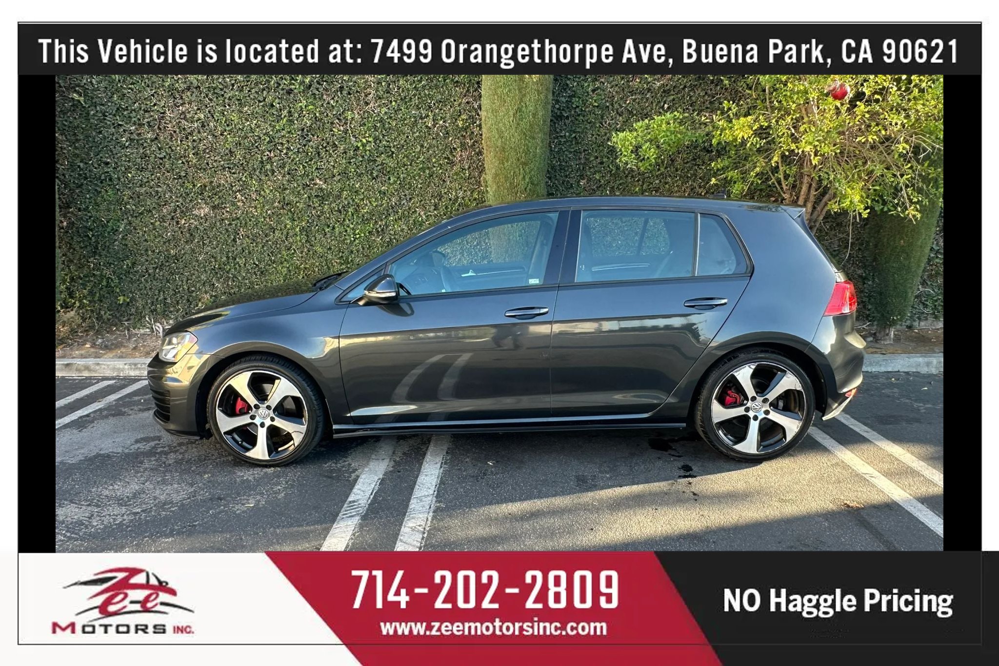 Used 2016 Volkswagen Golf 4-Door FWD image 10