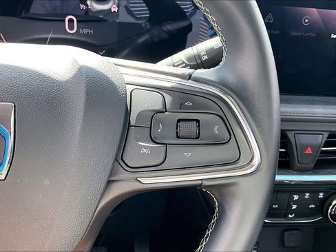 Used 2025 Buick Encore GX Preferred FWD image 11