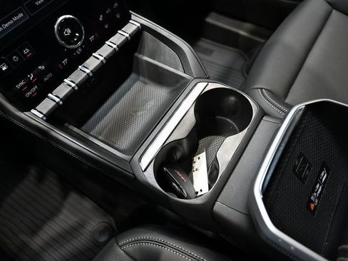 New 2026 GMC Terrain Elevation image 18