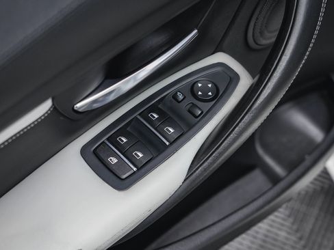 Used 2018 BMW M3 Sedan RWD image 36