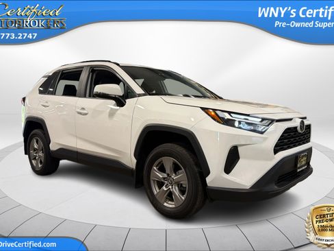 Used 2024 Toyota RAV4 XLE w/ Weather Package AWD/4WD image 4