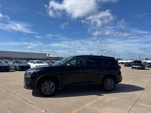 Certified 2024 Nissan Rogue S AWD/4WD image 11