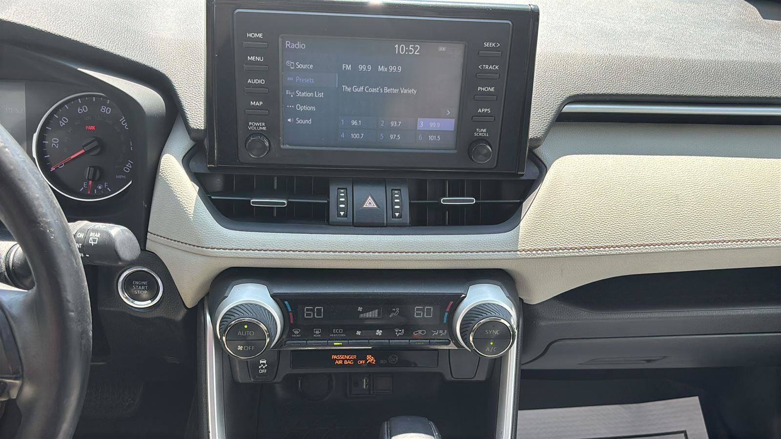 Used 2019 Toyota RAV4 XLE Premium FWD image 37