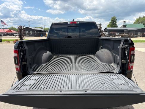 Used 2019 RAM 1500 Big Horn AWD/4WD image 17