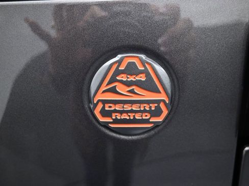 New 2025 Jeep Gladiator Mojave image 30