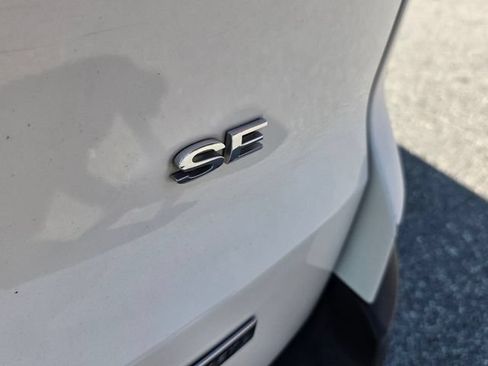 Used 2018 Ford EcoSport SE FWD image 16