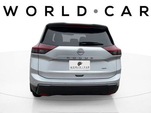 Certified 2025 Nissan Rogue S image 6