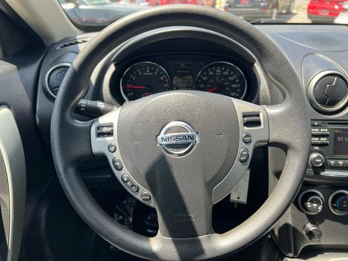 Used 2015 Nissan Rogue S w/ Convenience Package AWD/4WD image 17