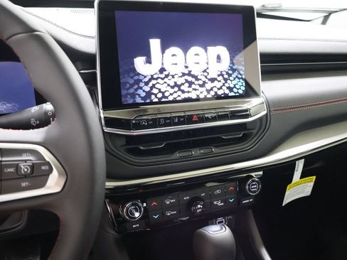 New 2026 Jeep Compass Trailhawk AWD/4WD image 21