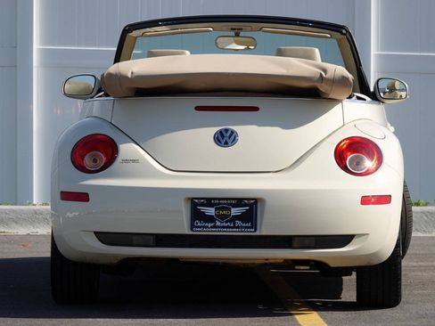 Used 2008 Volkswagen Beetle SE FWD image 26