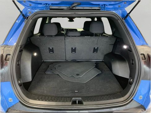 Used 2025 GMC Terrain Elevation image 11