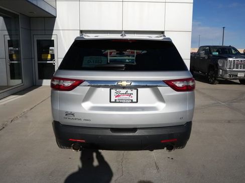 Used 2018 Chevrolet Traverse LT image 36
