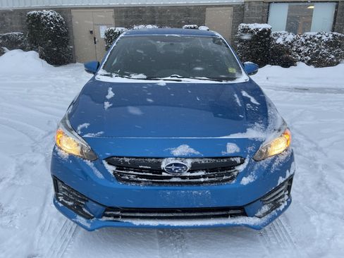 Used 2023 Subaru Impreza 2.0i Sport image 9