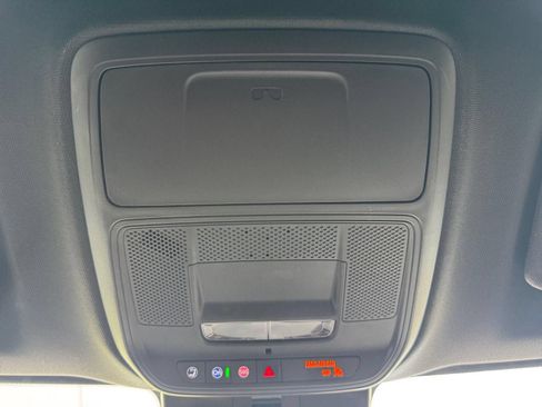 Certified 2025 Chevrolet Traverse LT w/ LPO, Floor Liner Package FWD image 26