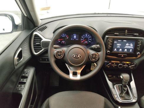Used 2021 Kia Soul LX FWD image 22