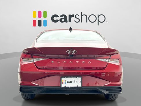 Used 2023 Hyundai Elantra SEL FWD image 4