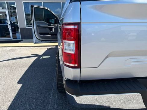 Used 2018 Ford F150 XLT AWD/4WD image 6