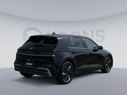 New 2025 Hyundai Ioniq 5 SE image 7