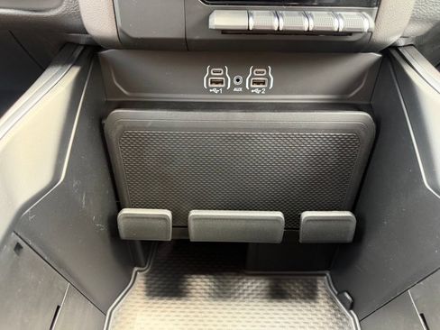 New 2026 RAM 1500 Express AWD/4WD image 27