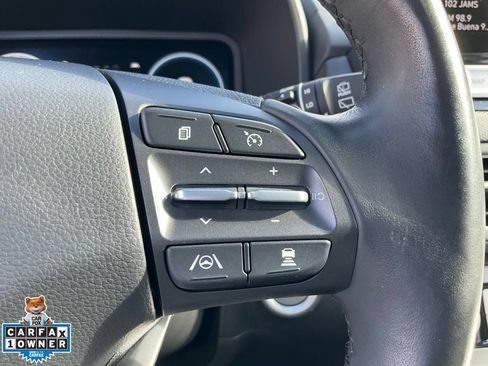 Used 2023 Hyundai Kona Limited FWD image 43