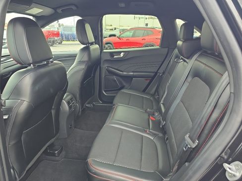 Used 2025 Ford Escape ST-Line AWD/4WD image 19