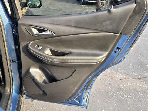 Certified 2025 Buick Encore GX Preferred image 8