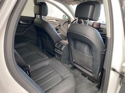 Used 2019 Audi Q5 2.0T Premium AWD/4WD image 11
