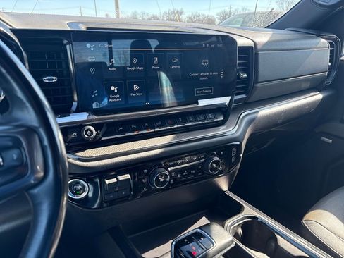 Used 2023 Chevrolet Silverado 1500 ZR2 w/ Technology Package image 15