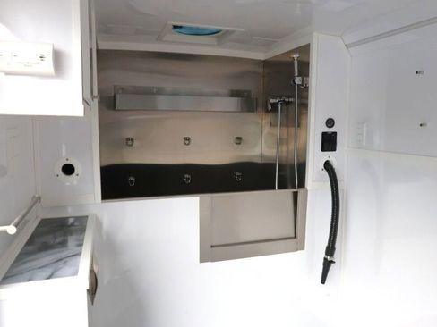 Used 2025 RAM ProMaster 2500 w/ Convenience Group image 22