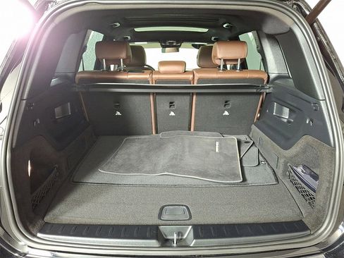 Used 2021 Mercedes-Benz GLB 35 AMG 4MATIC image 29