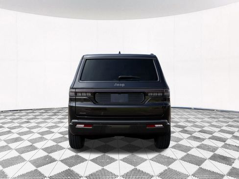 New 2026 Jeep Grand Wagoneer Limited AWD/4WD image 10