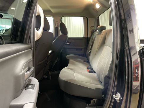 Used 2024 RAM 1500 Classic SLT AWD/4WD image 22