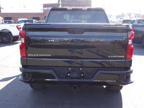 Used 2023 Chevrolet Silverado 1500 Custom image 7