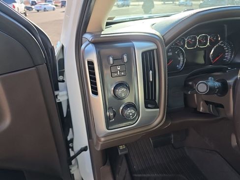 Used 2018 GMC Sierra 1500 SLT AWD/4WD image 17
