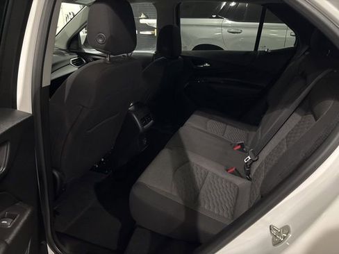 Used 2019 Chevrolet Equinox LT image 17