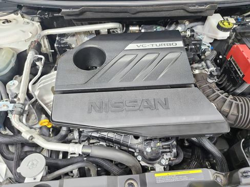 Used 2025 Nissan Rogue SV w/ SV Premium Package FWD image 17