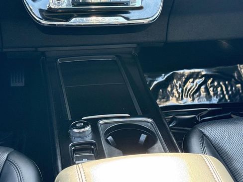 Used 2025 Lincoln Corsair Grand Touring w/ Equipment Group 301A image 20