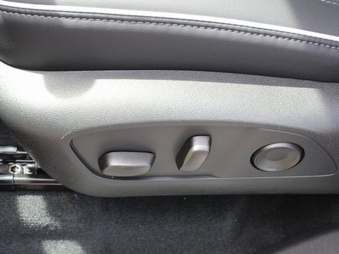 New 2026 Buick Enclave Sport Touring w/ Power Package image 21