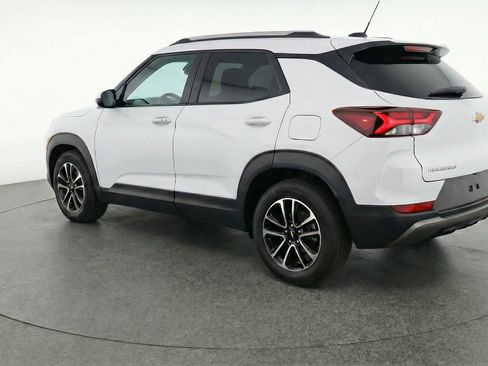 Used 2025 Chevrolet TrailBlazer LT image 6