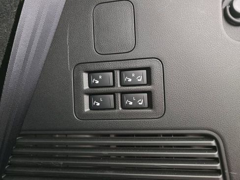 Used 2025 Nissan Armada SL w/ Captain's Chari Seat Package RWD image 42