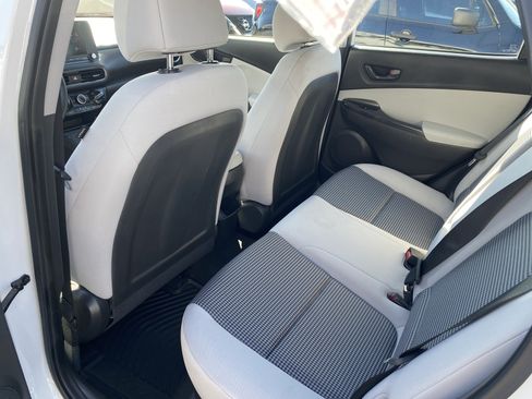 Used 2023 Hyundai Kona SE FWD image 17