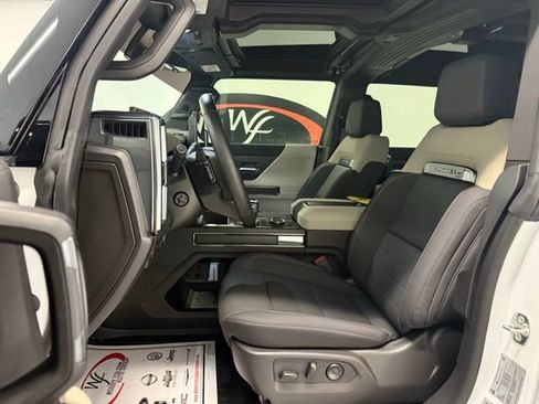 New 2026 GMC Hummer EV SUV image 9