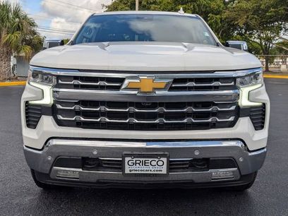 New 2025 Chevrolet Silverado 1500 LTZ w/ LTZ Premium Package