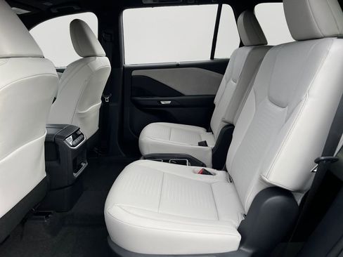 New 2026 Lexus TX 350 AWD image 9