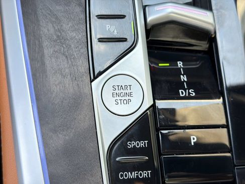 Certified 2025 BMW X5 sDrive40i w/ Parking Assistance Package RWD image 25
