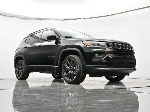 New 2026 Jeep Compass Latitude image 39