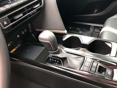 Certified 2025 Toyota Camry SE image 12