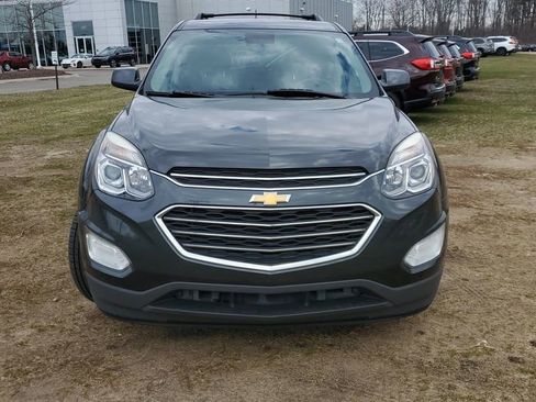 Used 2017 Chevrolet Equinox LT w/ Convenience Package FWD image 2