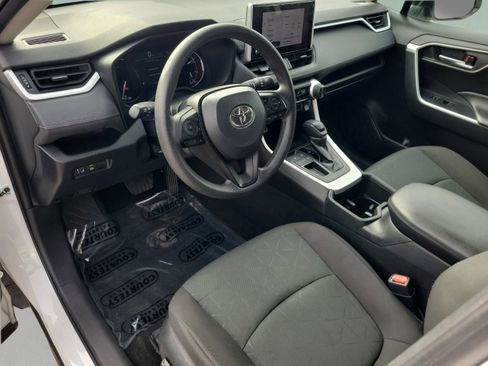 Used 2024 Toyota RAV4 XLE image 17