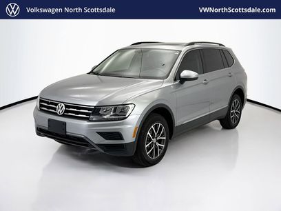 Used 2020 Volkswagen Tiguan SE w/ Panoramic Sunroof Package